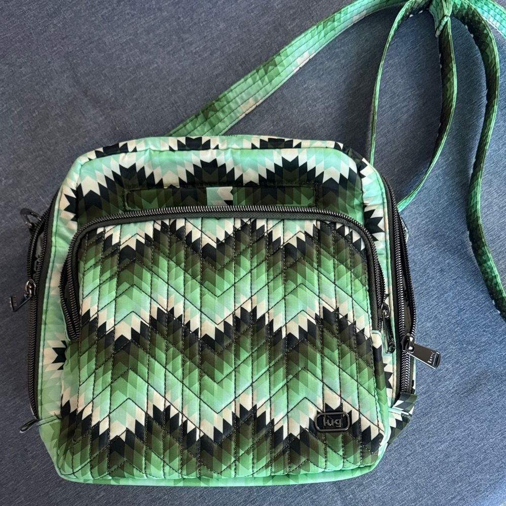 Lug Chevron Crossbody Bag - Green and Black